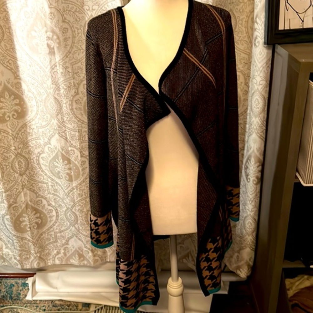New Directions sweater size M